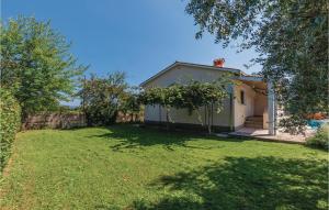 Zahrada ubytování Holiday Home Mirka