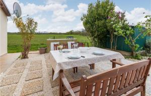 Zahrada ubytování Holiday Home Barban 51 + 19 fotografií