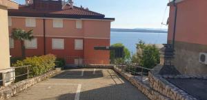 Příroda nedaleko apartmánu + 1 fotografie