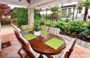 Ogród w obiekcie Apartments in Porec - Istrien 40311