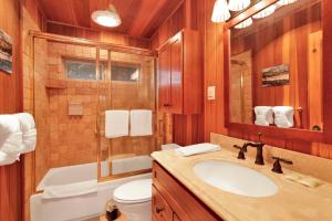 Ένα μπάνιο στο High-Top Lakeview Chateau #2520 +31 φωτογραφίες