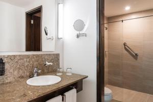 Ένα μπάνιο στο Hotel Poblado Alejandria