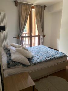 En eller flere senge i et værelse på Maison Poluc - Carpe Diem + 16 billeder