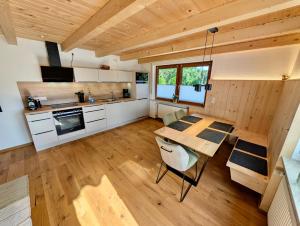 Kuchyň nebo kuchyňský kout v ubytování Gästehaus Philipp
