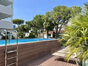 The swimming pool at or close to Apartments in Lignano 21708