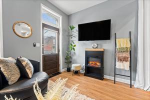 Φωτογραφία από το άλμπουμ του The Journey Home | JZ Vacation Rentals σε Soulard