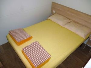 Postel nebo postele na pokoji v ubytování Mobilehomes in Seline - Paklenica Riviera 6831