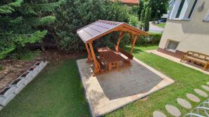 Vonkajšia záhrada v ubytovaní Apartment Siofok, Lake Balaton 16