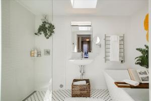 Gallery image of SweetPea Tiny Home in Boise