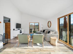 Fotografie z fotogalerie ubytování Skytop Summit-Hot Tub-Firepit-Big Views v destinaci Bryson City