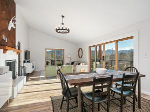 Fotografie z fotogalerie ubytování Skytop Summit-Hot Tub-Firepit-Big Views v destinaci Bryson City + 44 fotografií