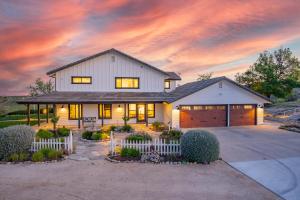 Gallery image of Mira Vista Manor in Paso Robles +80 photos