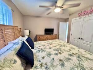 Ένα ή περισσότερα κρεβάτια σε δωμάτιο στο Regatta