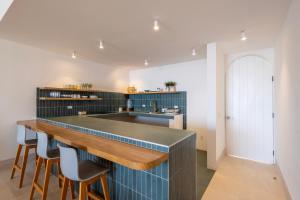 Kuchyň nebo kuchyňský kout v ubytování Costa Cerritos Beach Front Property + 99 fotografií