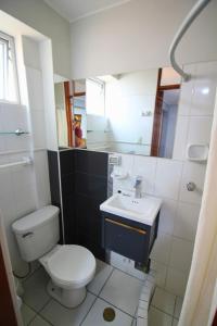 Koupelna v ubytování Takora Inn + 55 fotografií