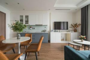 Η κουζίνα ή μικρή κουζίνα στο Delux 2Bedroom Apt Near Marriott And Keangnam