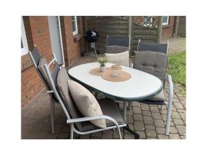 Gallery image of Holiday apartment with 2 bedrooms in Hasselberg