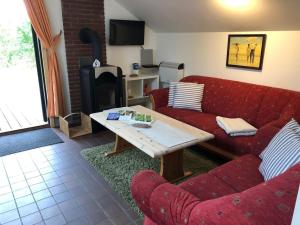 Gallery image of Holiday home with 3 bedrooms in Holnishof