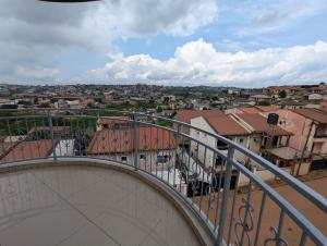 Balkón nebo terasa v ubytování Résidence Romacy, appartement 2 chambres avec balcon à Ahala, quartier résidentiel de Yaoundé