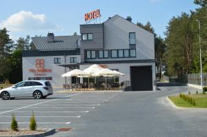 Budynek, w którym mieści się hotel