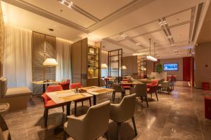 Χώρος καθιστικού στο Yicheng Hotel, Jianghan Road Pedestrian Street, Wuhan River Beach