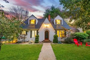 Φωτογραφία από το άλμπουμ του Hand House σε Μπόιζι