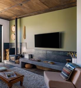 TV a/nebo společenská místnost v ubytování Stackbrae Lodge
