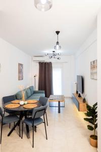 Χώρος καθιστικού στο Sapphire Luxury Apartment Axd