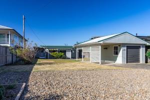 Gallery image of Beachside Cottage in Berrara