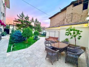 Το κτήριο όπου στεγάζεται  το bed & breakfast