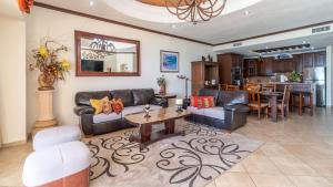 Χώρος καθιστικού στο Sonoran Sky +16 φωτογραφίες