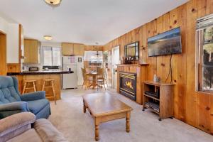 Φωτογραφία από το άλμπουμ του JUS' RESTIN #265 σε Big Bear Lake