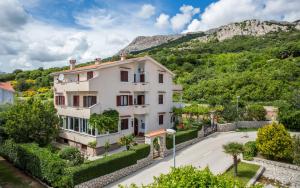 Photo de la galerie de l'établissement Apartments Maja, à Baška