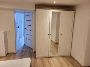 Φωτογραφία από το άλμπουμ του Ferienwohnung Alte Arztpraxis σε Wabern