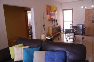 A seating area at Casa Corazon de Plata Suites