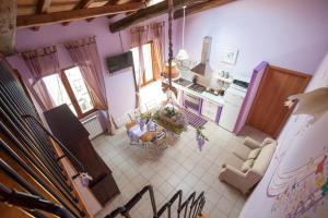 TV a/nebo společenská místnost v ubytování La Suite del Borgo