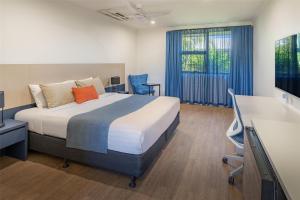Postel nebo postele na pokoji v ubytování Best Western Cambridge Hotel Kununurra