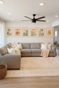 Photo de la galerie de l'établissement Hale Moana Retreat AC Walk to Ocean and Spacious Family Stay, à Laie