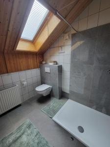 Ένα μπάνιο στο Ferienhaus Schmied +14 φωτογραφίες