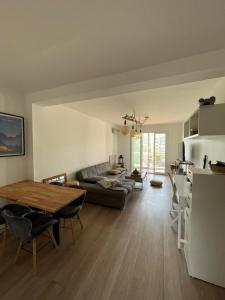 Ruang duduk di Appartement cosy toulon
