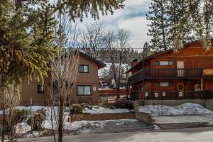 Hoone, kus puhkemaja asub