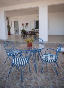 Patio nebo venkovní prostory v ubytování Irida Suite