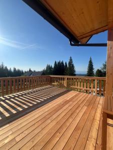 Balkón nebo terasa v ubytování Modriach-Chalet