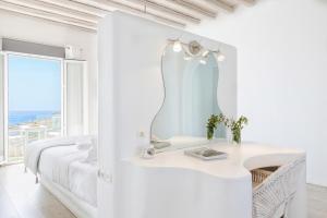 Gallery image of Vibhu Estate 7 Suites in Kalafatis +37 photos