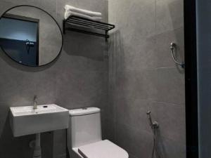 Koupelna v ubytování Hotel Zamburger Bentong + 152 fotografií