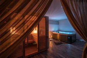 Postel nebo postele na pokoji v ubytování Park Hotel & Spa-Adults Only + 37 fotografií