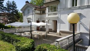 Budova, kde se bed and breakfast nachází