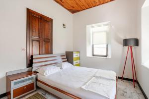 Postel nebo postele na pokoji v ubytování Luna Alanya Sea View Villa with Private Pool