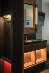 Η κουζίνα ή μικρή κουζίνα στο SFEEL设计师酒店Designer Hotel成都宽窄巷子通惠门地铁站店