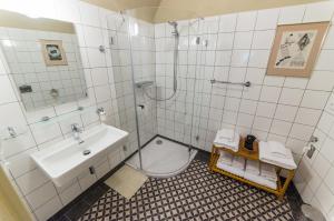 Koupelna v ubytování Latrán 43 apartments